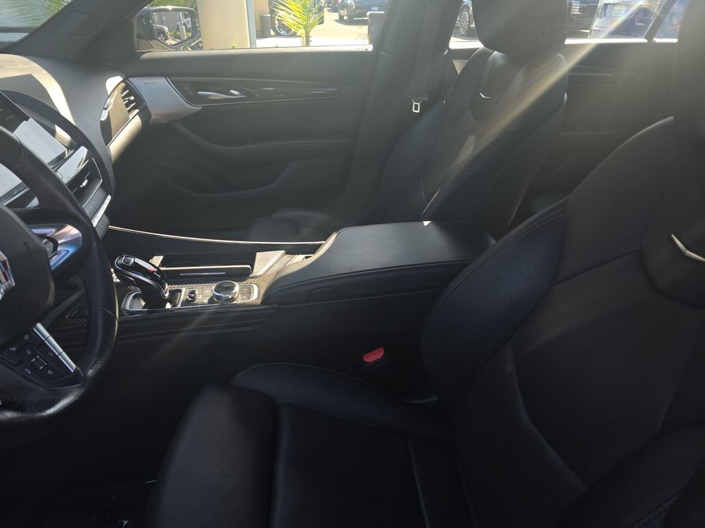 Used 2023 Cadillac CT5 Sport RWD image 9