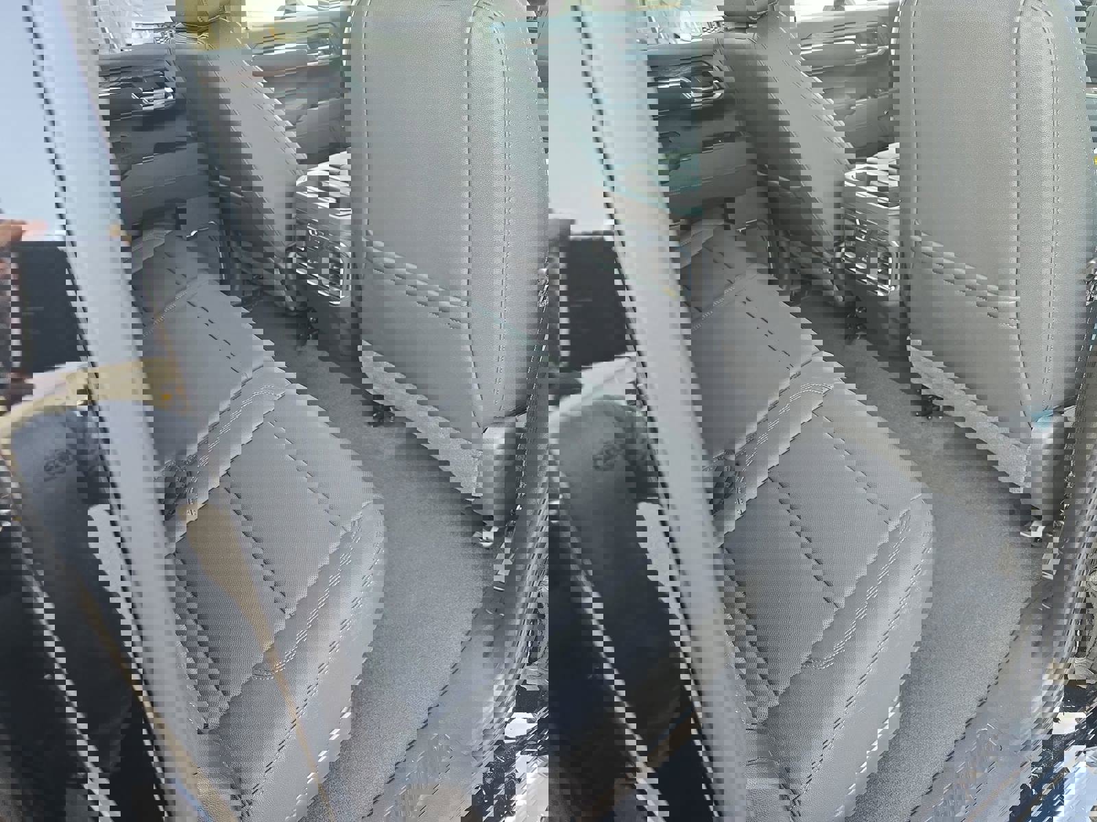 Used 2026 GMC Sierra 1500 SLT w/ SLT Premium Plus Package AWD/4WD image 12