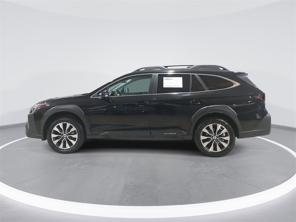 Used 2023 Subaru Outback Limited image 8
