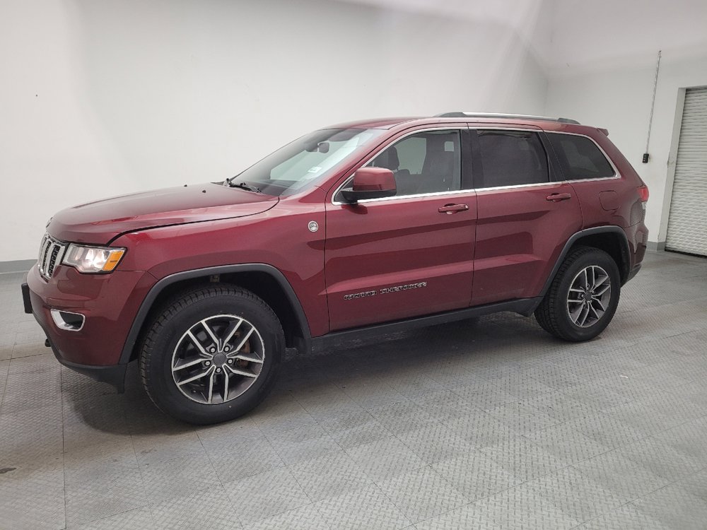 Used 2020 Jeep Grand Cherokee Laredo w/ Quick Order Package 2BN North AWD/4WD image 2
