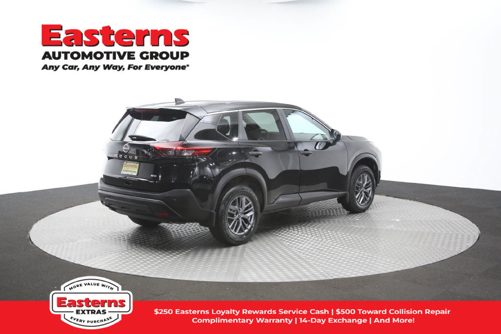 Used 2023 Nissan Rogue S AWD/4WD image 41