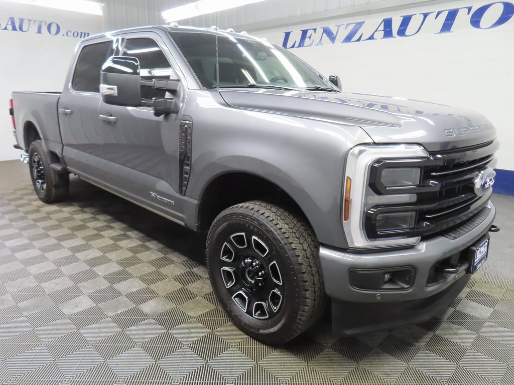 Used 2025 Ford F250 Platinum image 3