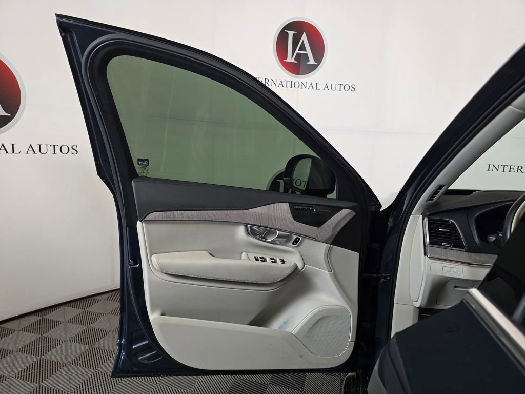 Used 2024 Volvo XC90 T8 Ultimate w/ Protection Package Premier AWD/4WD image 14