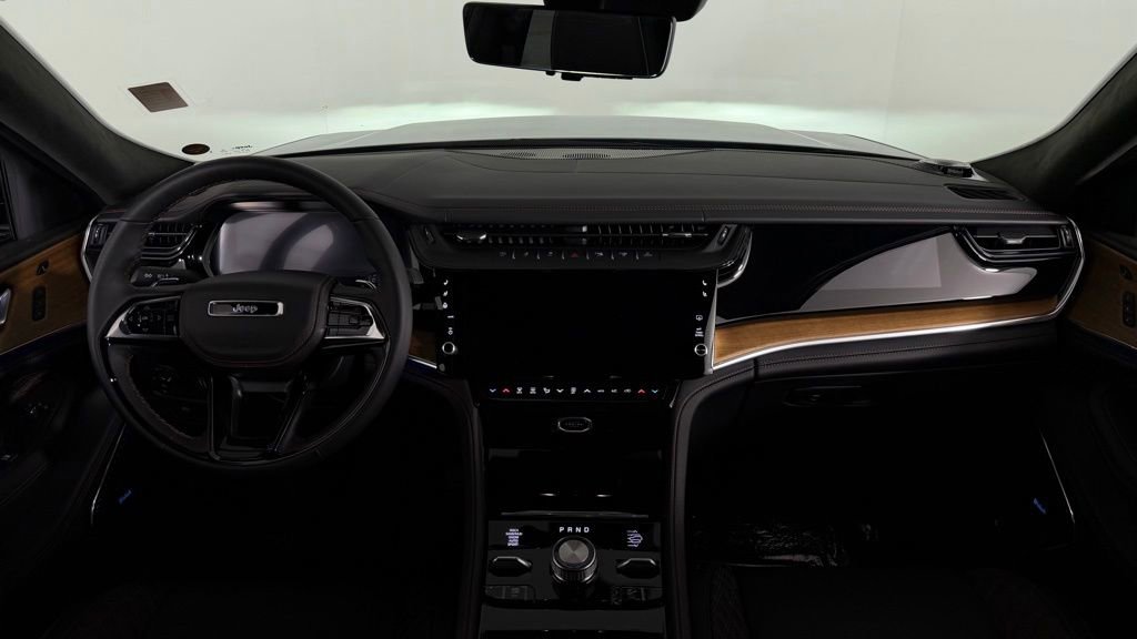 New 2026 Jeep Grand Cherokee Summit AWD/4WD image 36