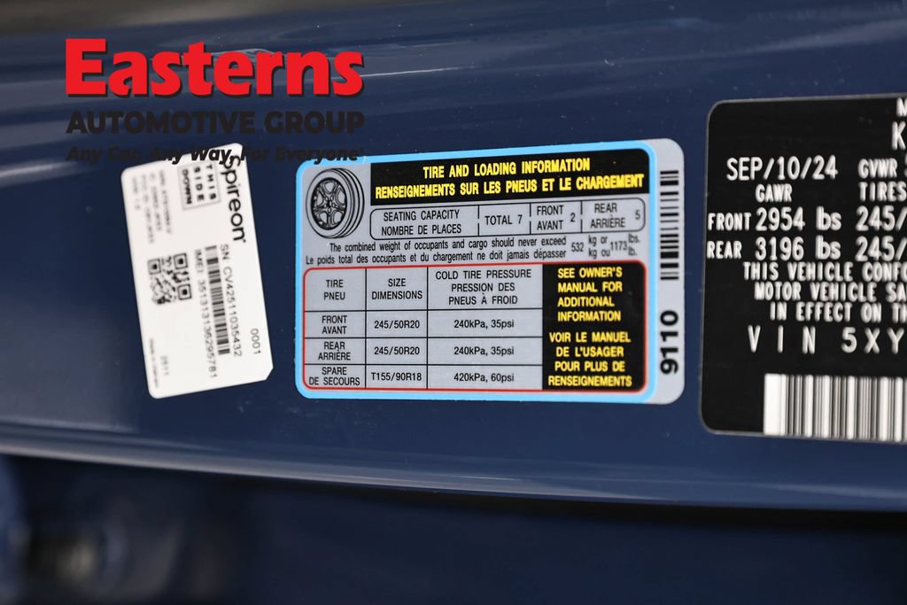 Used 2025 Kia Telluride S FWD image 37
