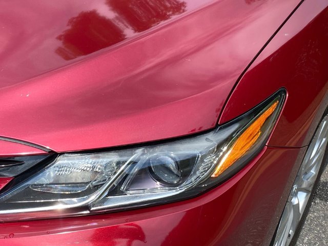 Used 2020 Toyota Camry LE FWD image 5