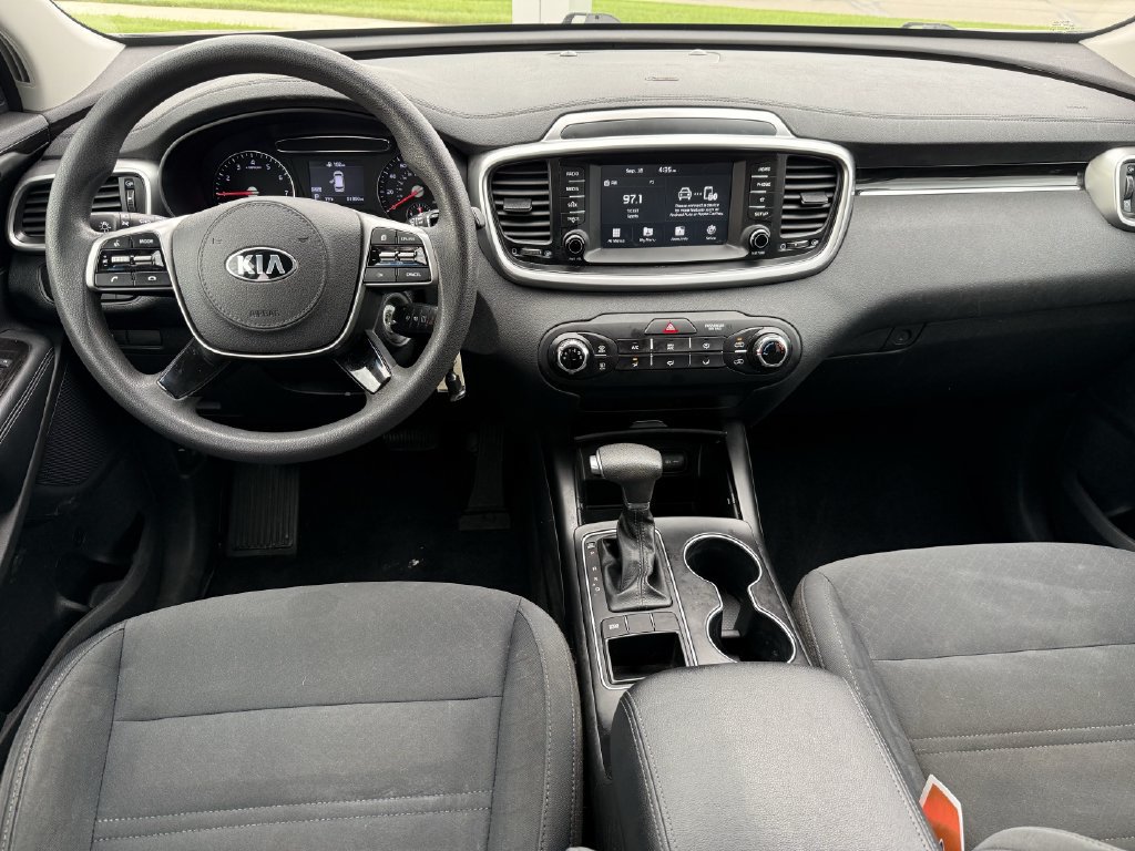 Used 2019 Kia Sorento FWD image 20