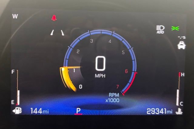 Used 2025 Chevrolet Trax LT w/ Driver Confidence Package FWD image 25