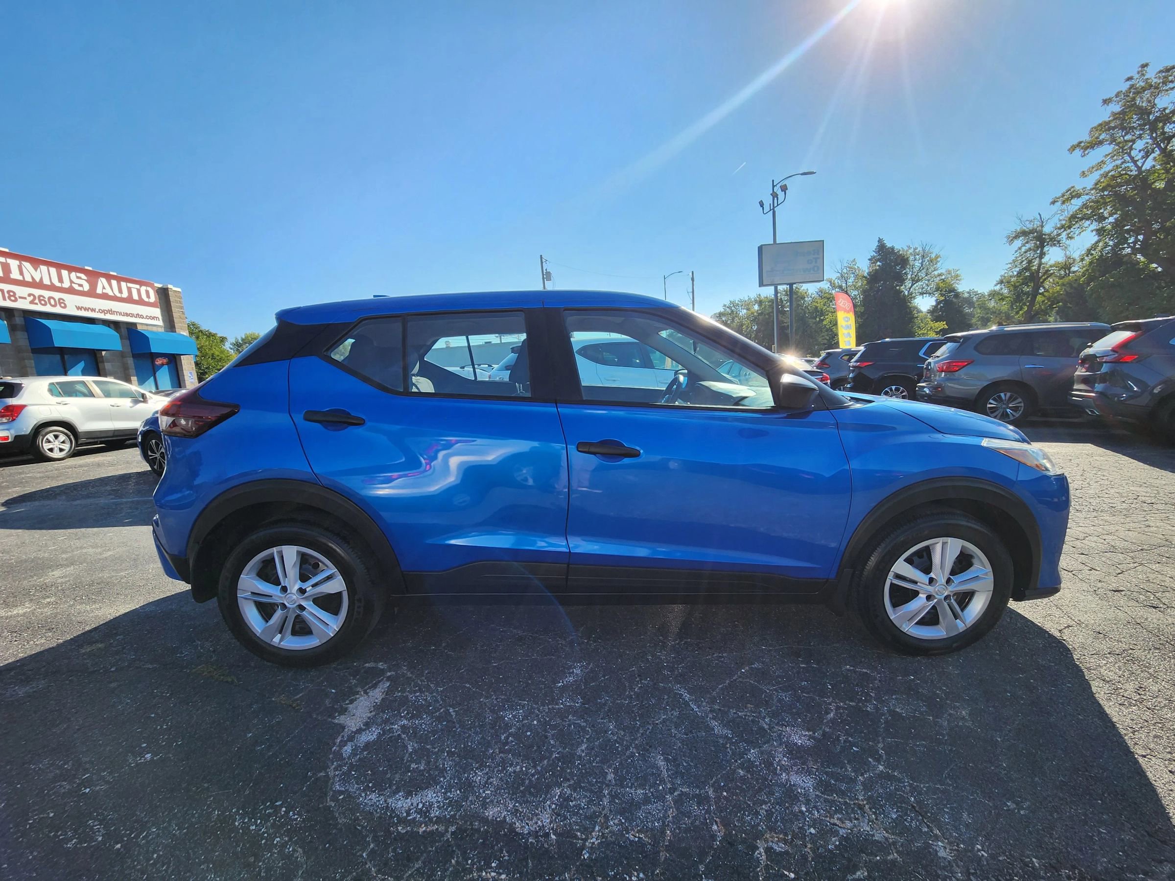 Used 2024 Nissan Kicks S image 8