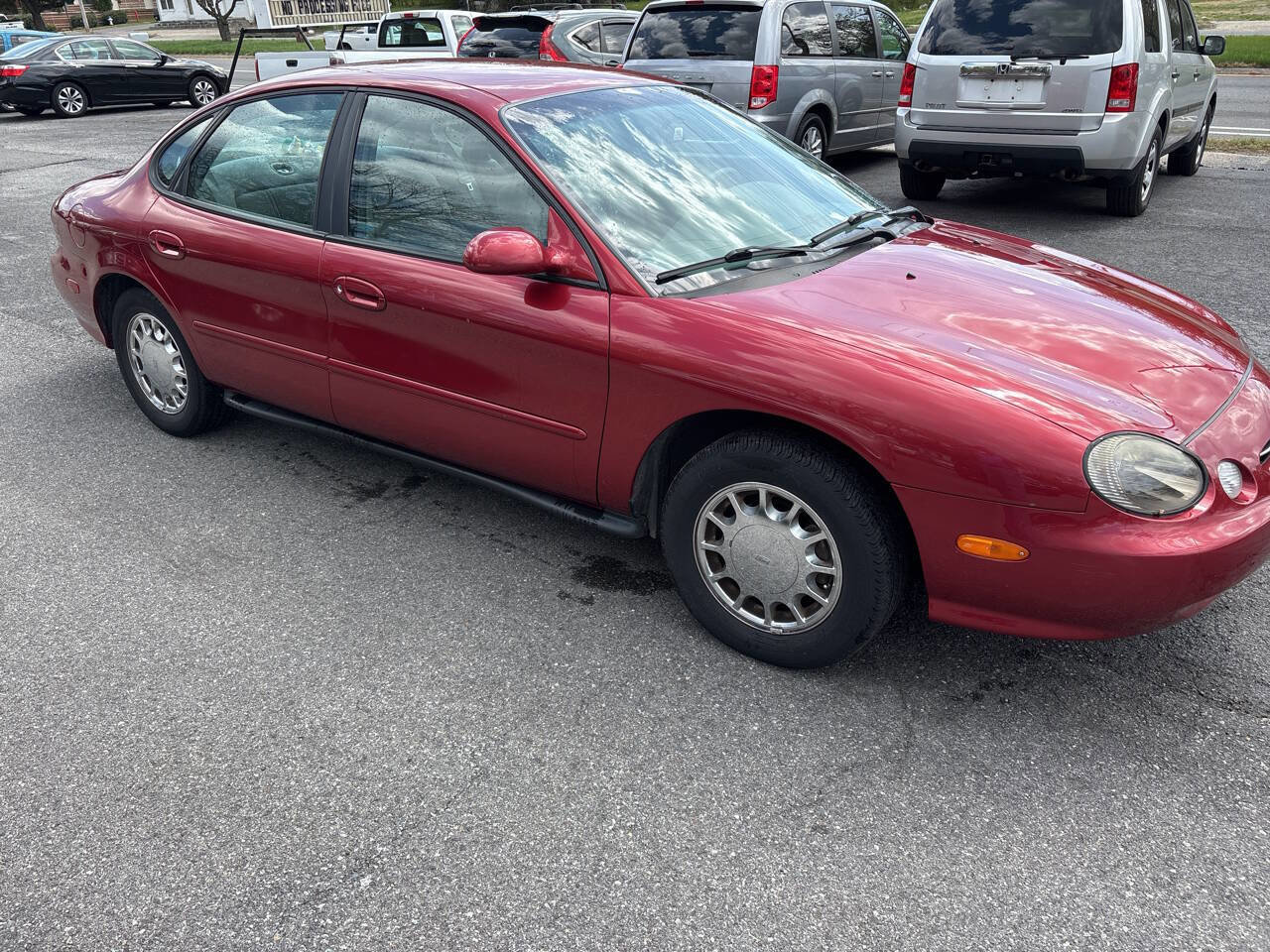 Used 1998 Ford Taurus SE FWD image 5