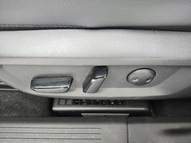 Used 2025 Nissan Rogue SL image 20