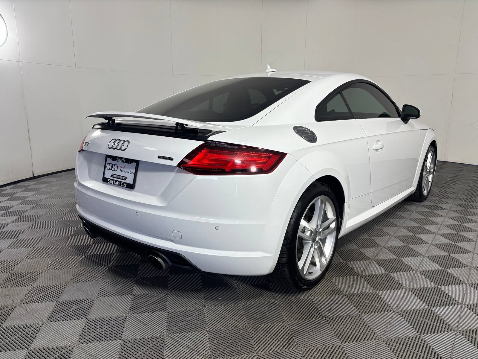 Used 2017 Audi TT 2.0T AWD/4WD image 7