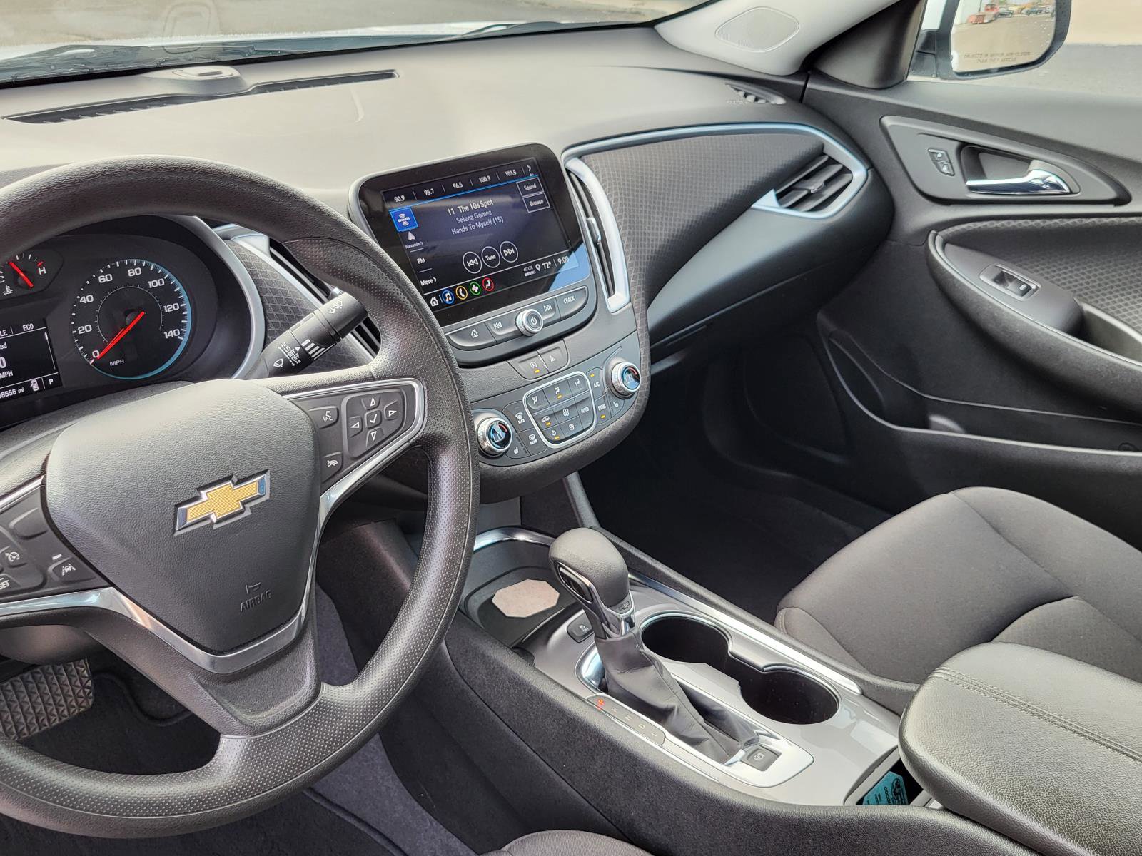 Used 2024 Chevrolet Malibu LT image 24