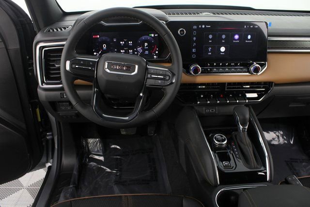 New 2026 GMC Canyon AT4 w/ Off-Road Front Bumper Package image 10