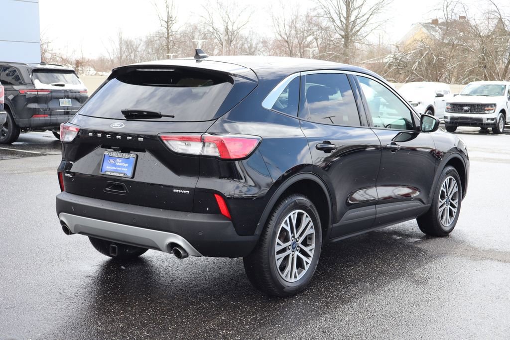 Used 2022 Ford Escape SEL w/ Technology Package image 3