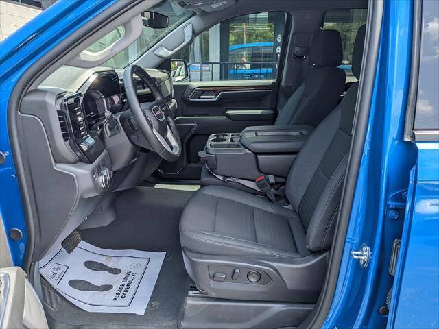 Used 2024 GMC Sierra 1500 Elevation AWD/4WD image 9