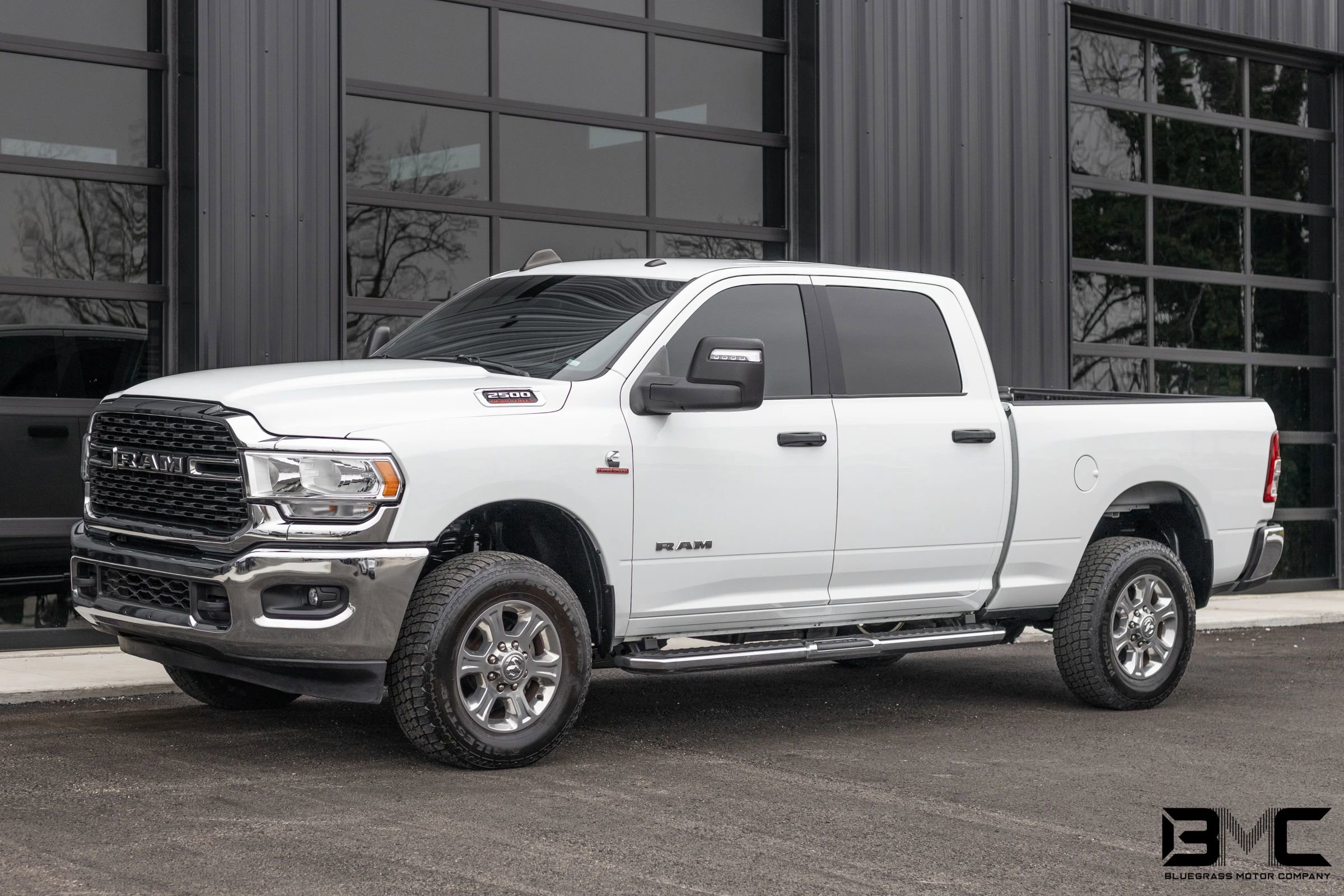 Used 2024 RAM 2500 Big Horn AWD/4WD image 2
