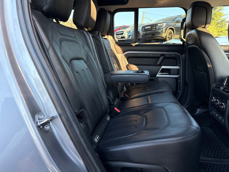 Used 2020 Land Rover Defender 110 HSE AWD/4WD image 34