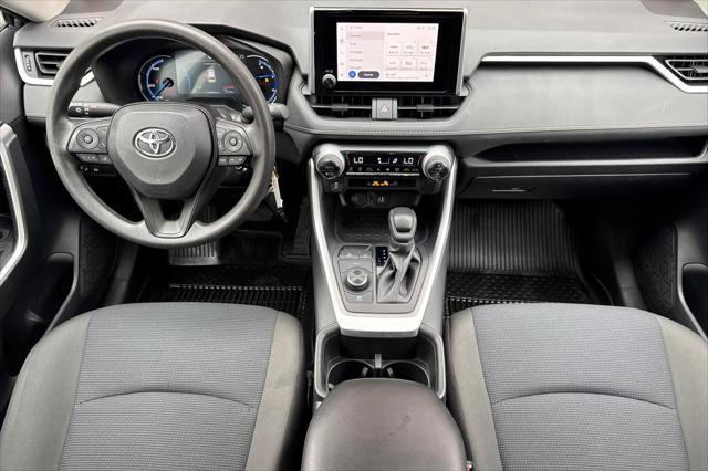 Certified 2024 Toyota RAV4 LE AWD/4WD image 3
