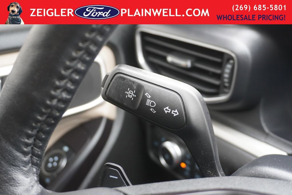 Used 2020 Ford Explorer XLT w/ Equipment Group 202A image 29