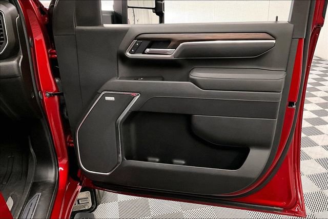 Used 2025 GMC Sierra 2500 SLT w/ SLT Convenience Package image 20