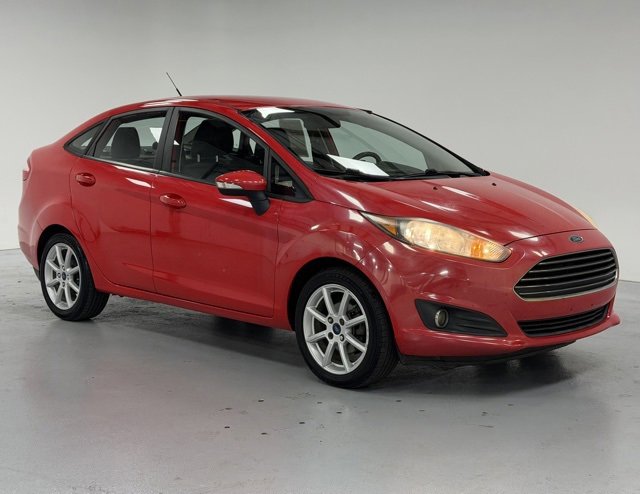 Used 2014 Ford Fiesta SE w/ Equipment Group 201B image 5