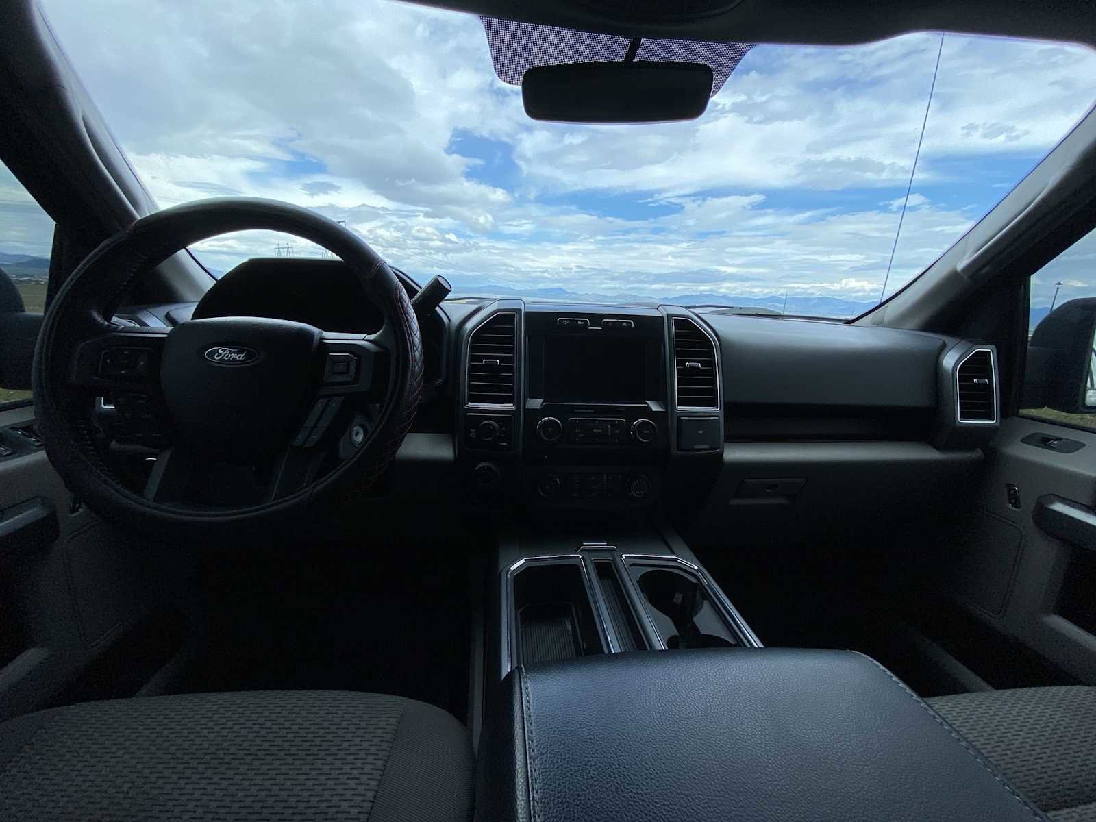 Used 2018 Ford F150 XLT w/ Equipment Group 302A Luxury AWD/4WD image 16