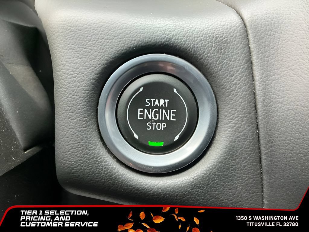 Used 2024 Chevrolet Suburban LT AWD/4WD image 27