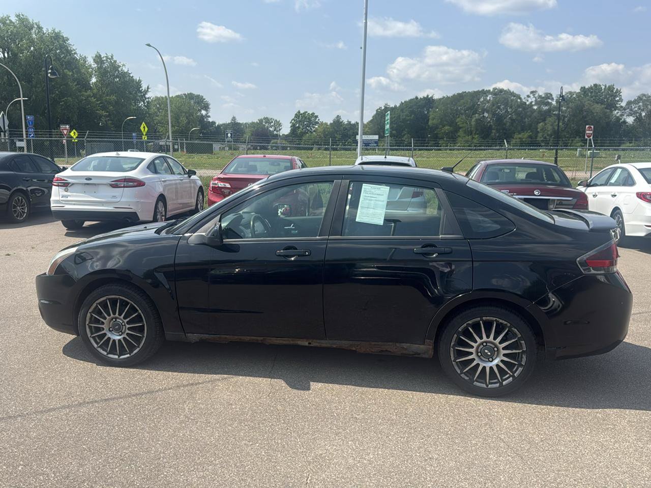 Used 2011 Ford Focus SES w/ 401A Rapid Spec Order Code FWD image 8