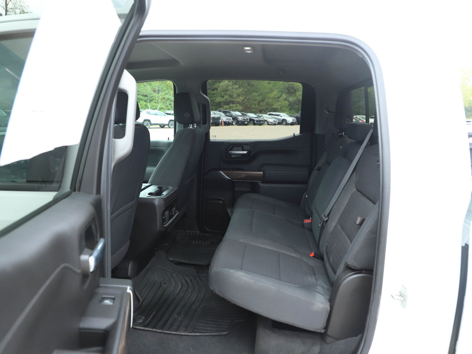 Used 2020 Chevrolet Silverado 1500 RST w/ True North Edition AWD/4WD image 17