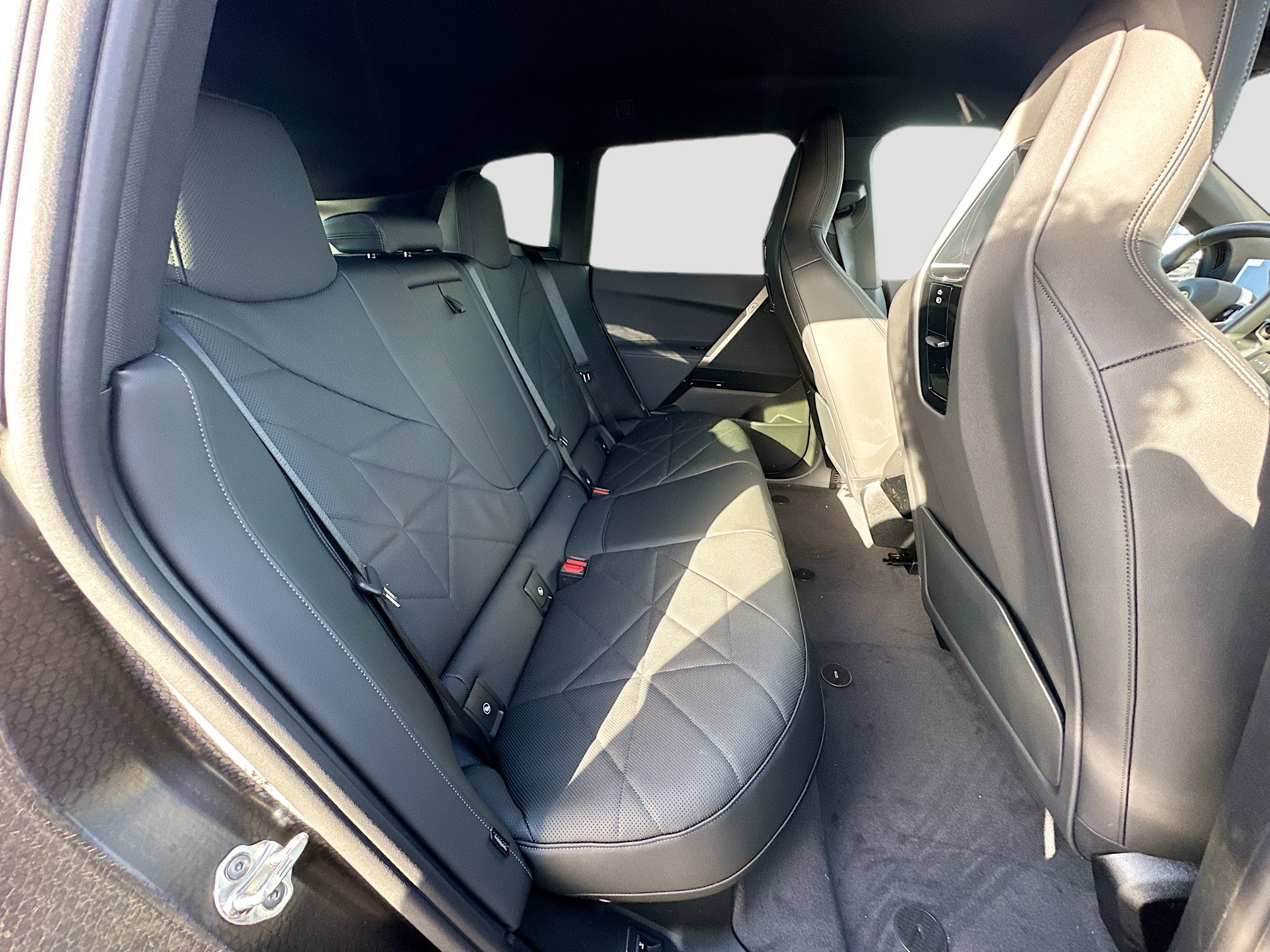 New 2026 BMW iX xDrive45 image 21