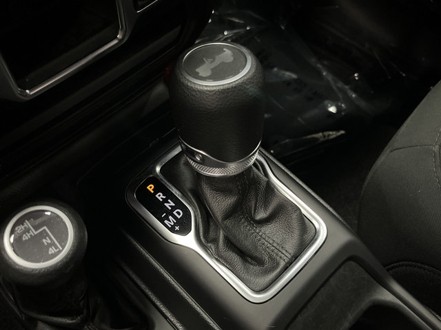 Used 2021 Jeep Wrangler Sport AWD/4WD image 19