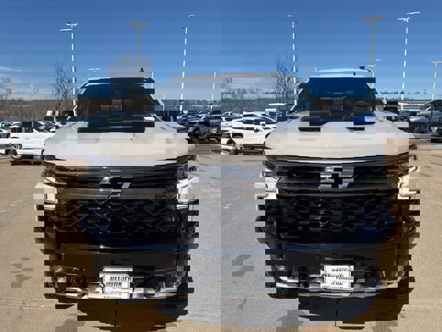 New 2026 Chevrolet Silverado 1500 ZR2 w/ Dark Appearance Package image 11