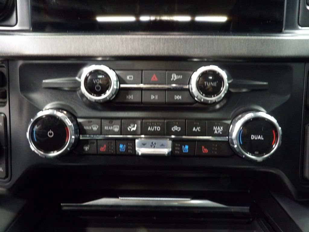 Used 2026 Ford F250 Platinum AWD/4WD image 60