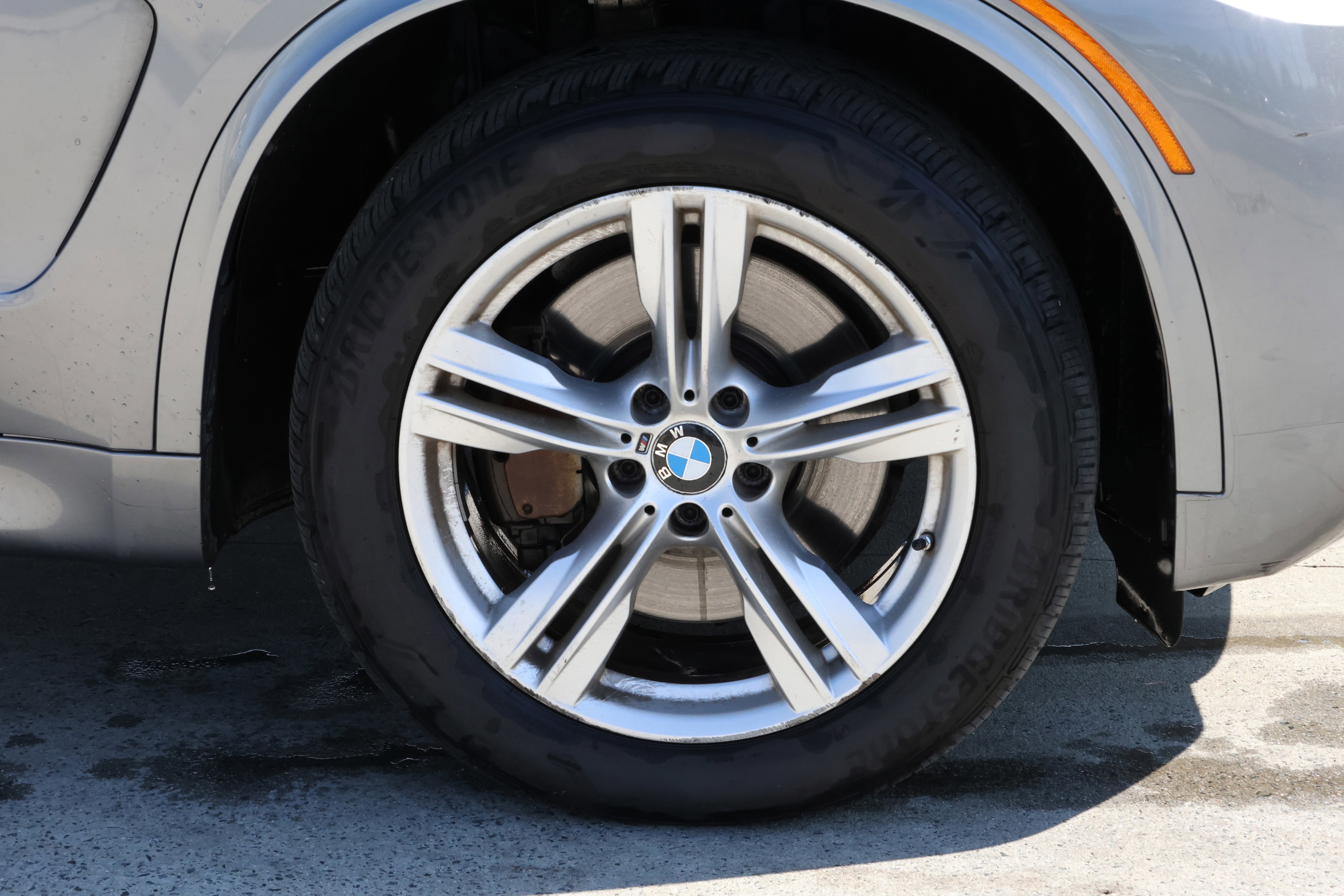 Used 2015 BMW X5 xDrive50i image 11