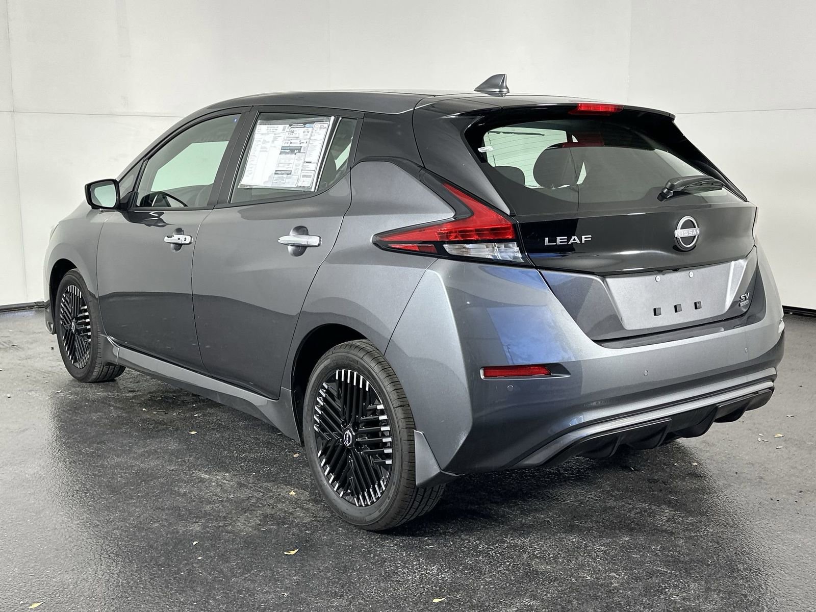 New 2025 Nissan Leaf SV Plus FWD image 6