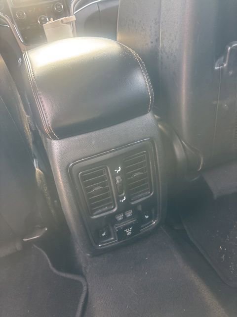 Used 2014 Jeep Grand Cherokee Limited AWD/4WD image 14