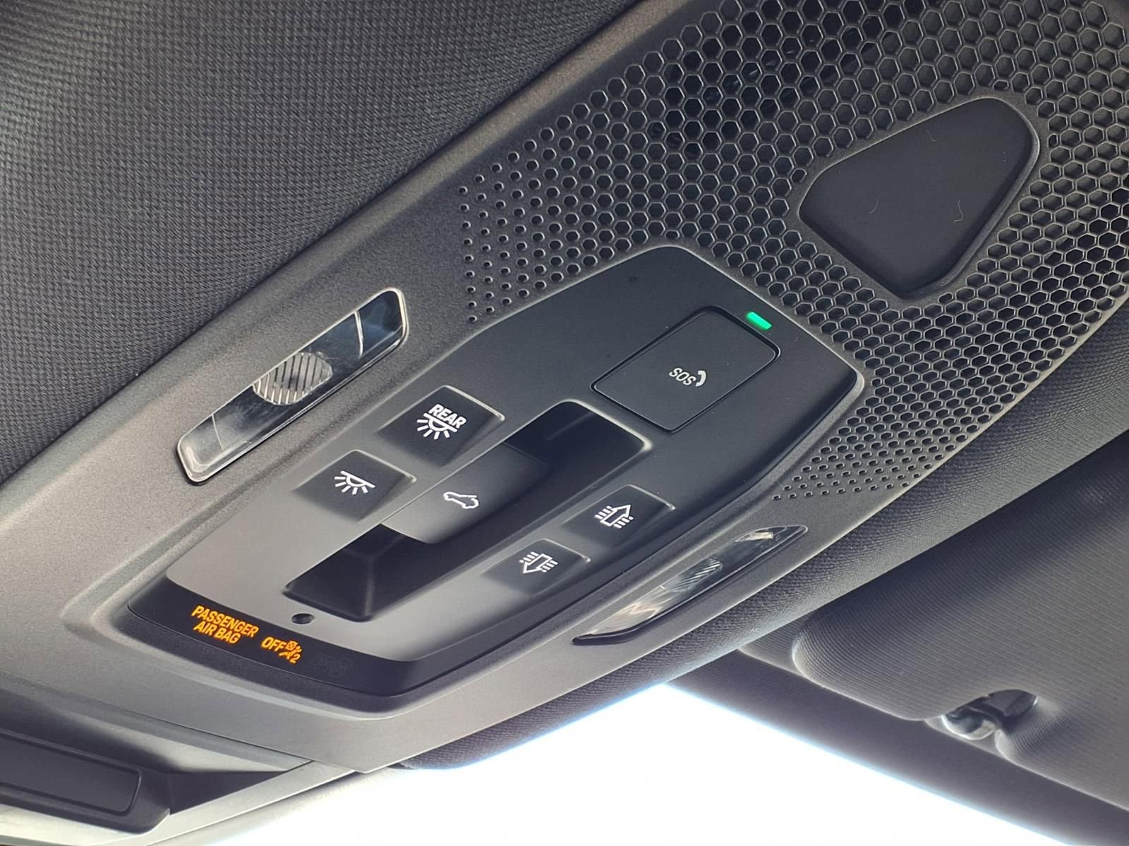 Used 2025 Porsche Cayenne image 25