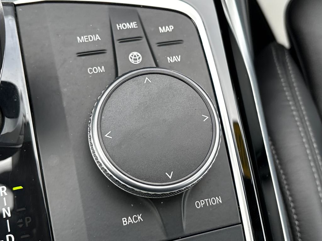 Used 2019 BMW 330i xDrive Sedan w/ Convenience Package image 20