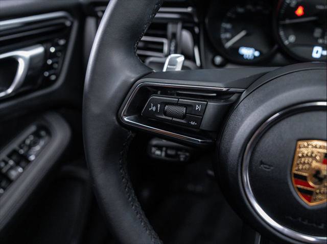 Used 2024 Porsche Macan image 19