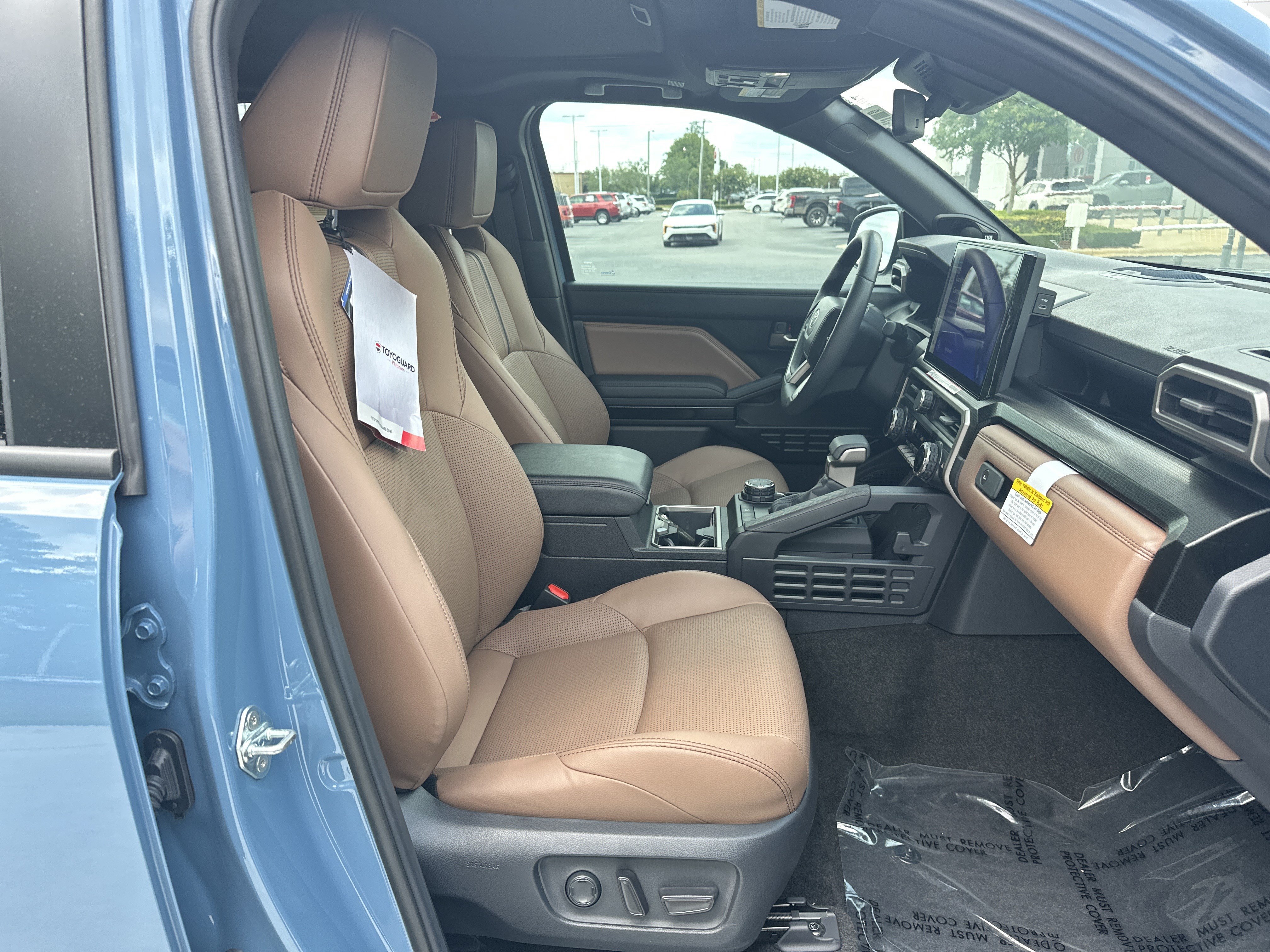 Certified 2025 Toyota 4Runner Limited AWD/4WD image 33