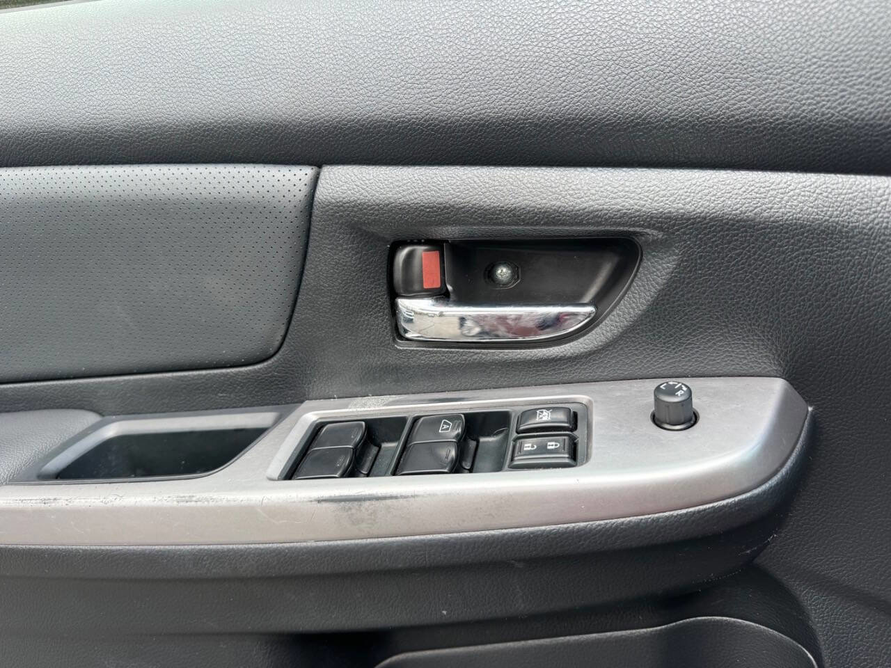 Used 2015 Subaru Impreza 2.0i Limited image 23