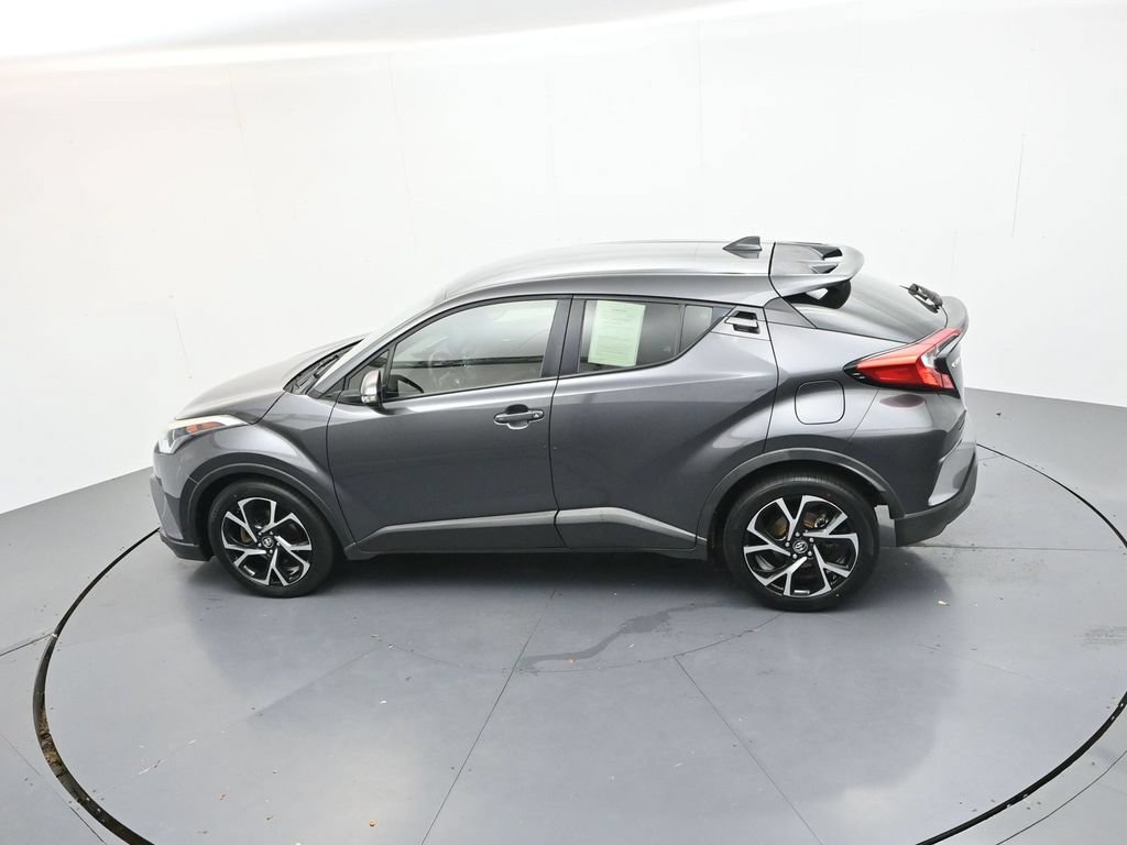 Used 2018 Toyota C-HR XLE FWD image 20