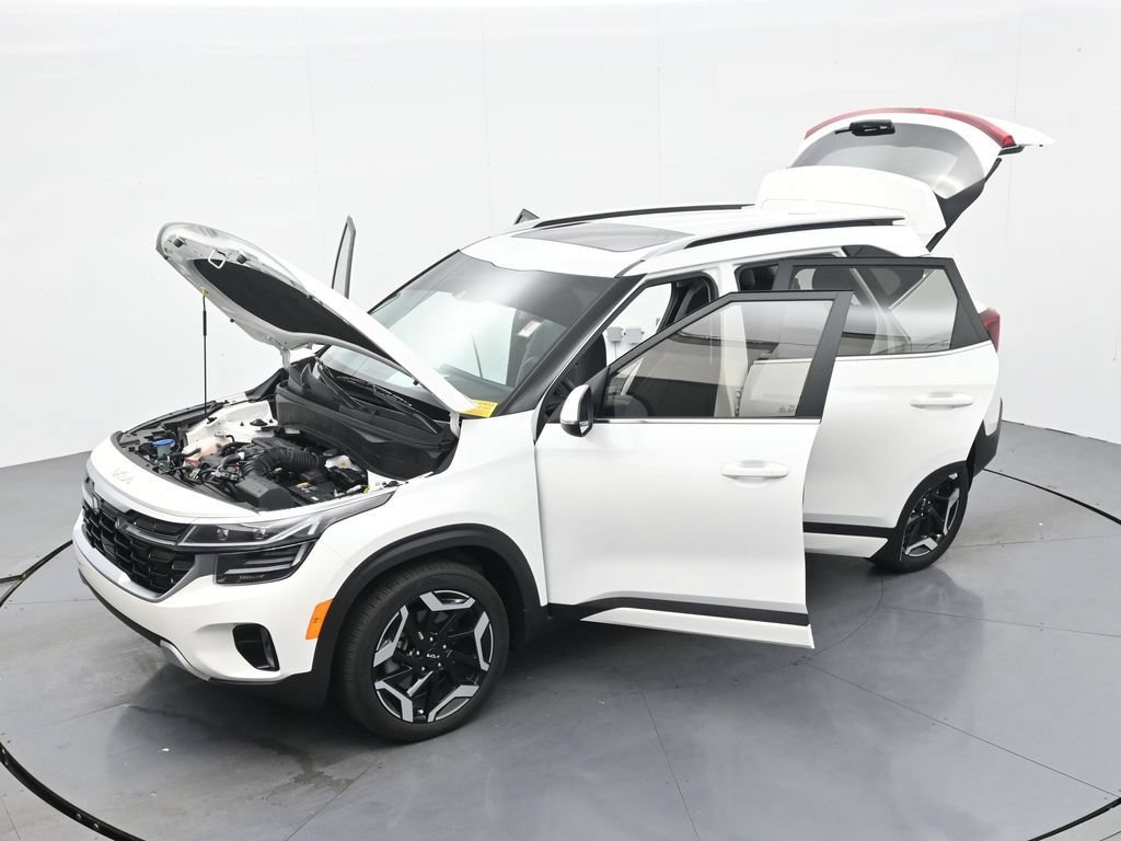 Used 2024 Kia Seltos SX w/ SX Sunroof Package AWD/4WD image 40