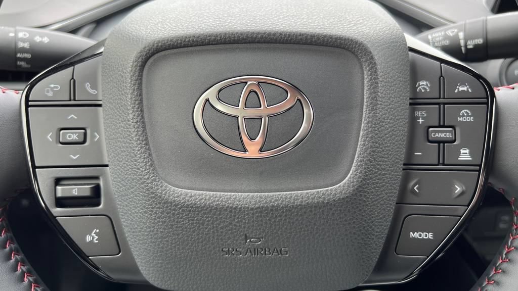 New 2026 Toyota Prius Plug-In Hybrid FWD image 36