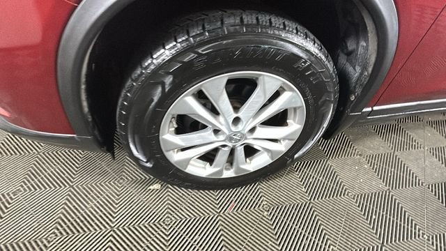 Used 2015 Nissan Rogue SV AWD/4WD image 10