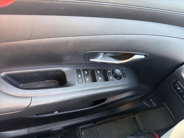 Used 2025 Hyundai Tucson SEL FWD image 13