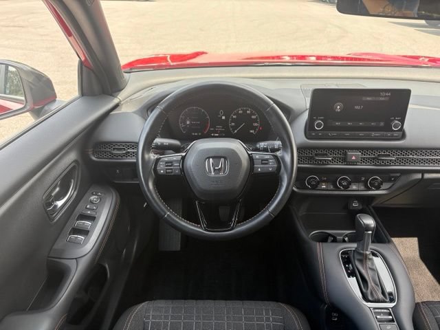 Used 2025 Honda HR-V Sport image 12
