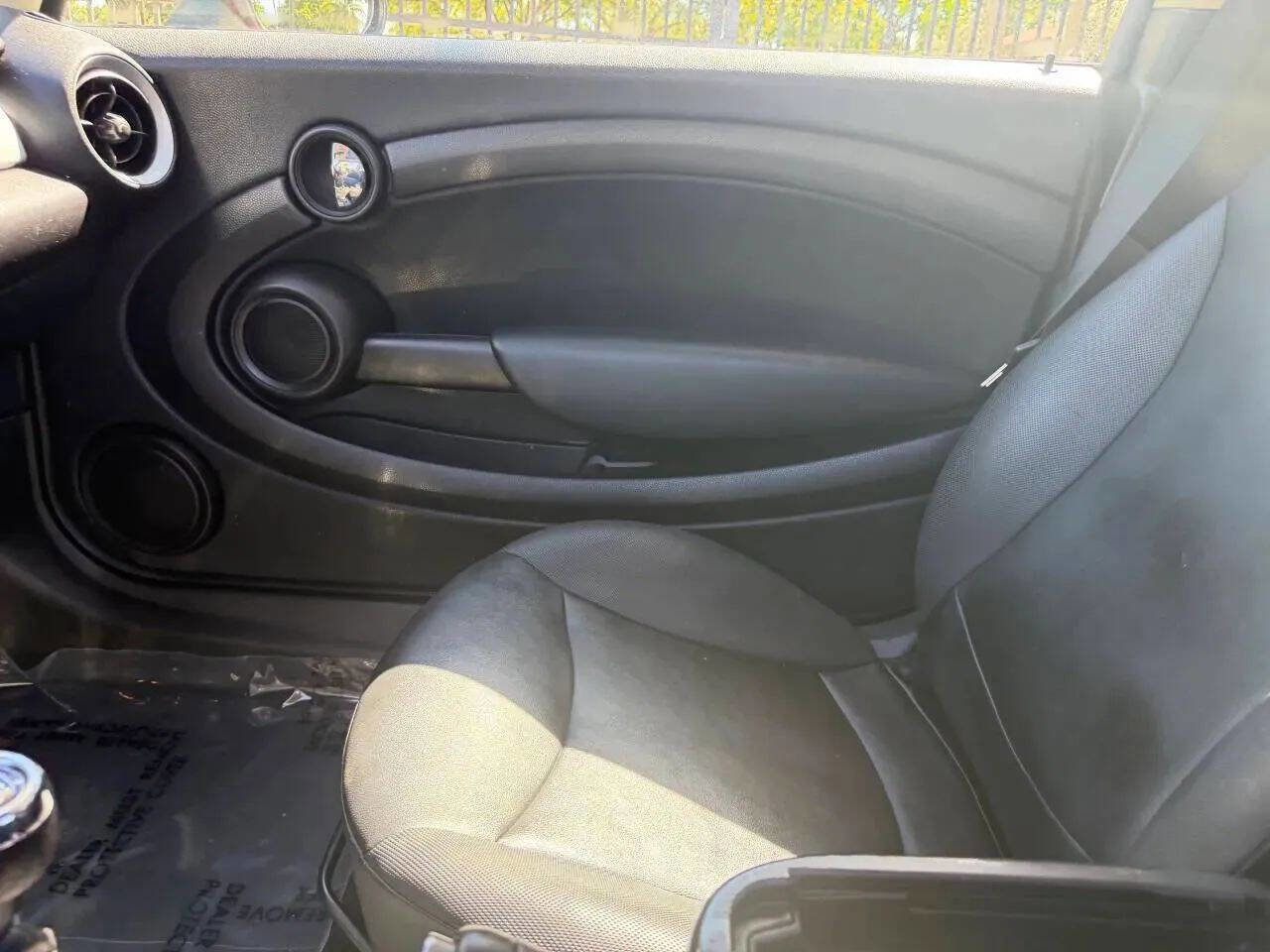 Used 2013 MINI Cooper Hardtop w/ Premium Pkg 2 image 16