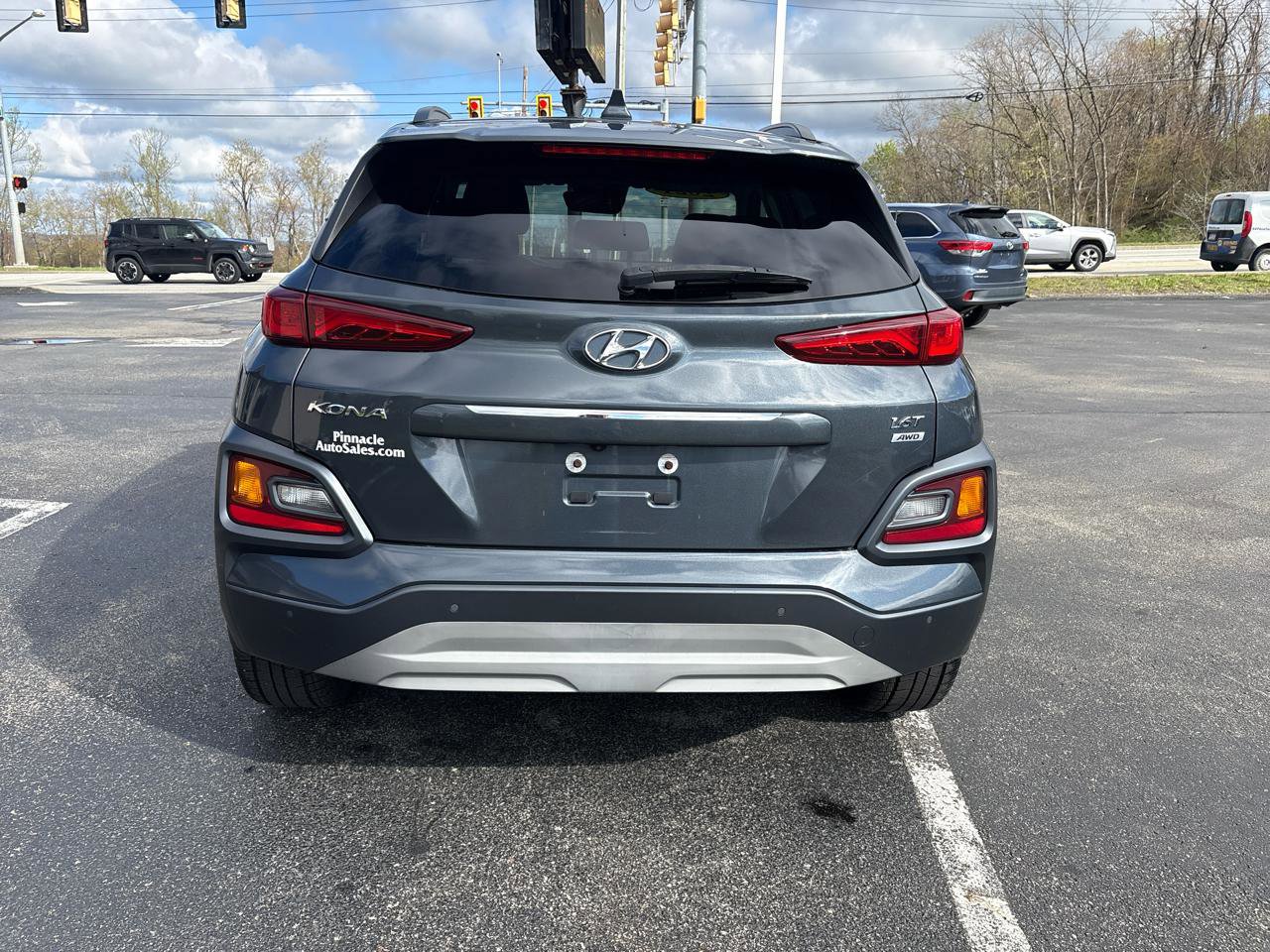 Used 2021 Hyundai Kona Ultimate w/ Cargo Package AWD/4WD image 6